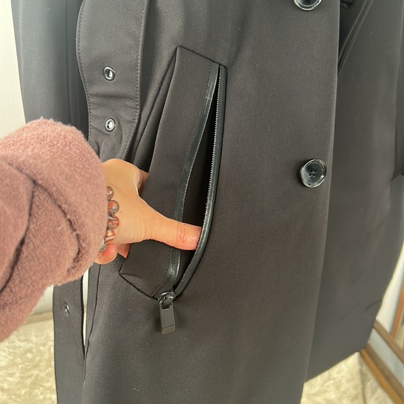 Matrix like black belted trench coat - Picture 8 of 14